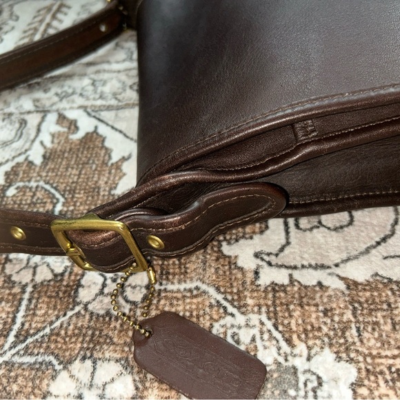VTG Y2k COACH Dark Tan Leather Legacy Studio Flap Crossbody Bag #9144 - Picture 4 of 12